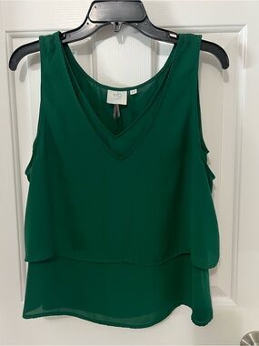 HD in Paris Emerald Layered V-Neck Sleeveless Camisole